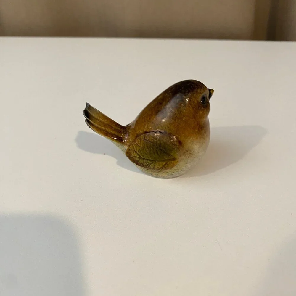 Vintage Ganz Leaf Bird‎ Pottery Figurine with Leaf-Shaped Wings 2”x2.5”